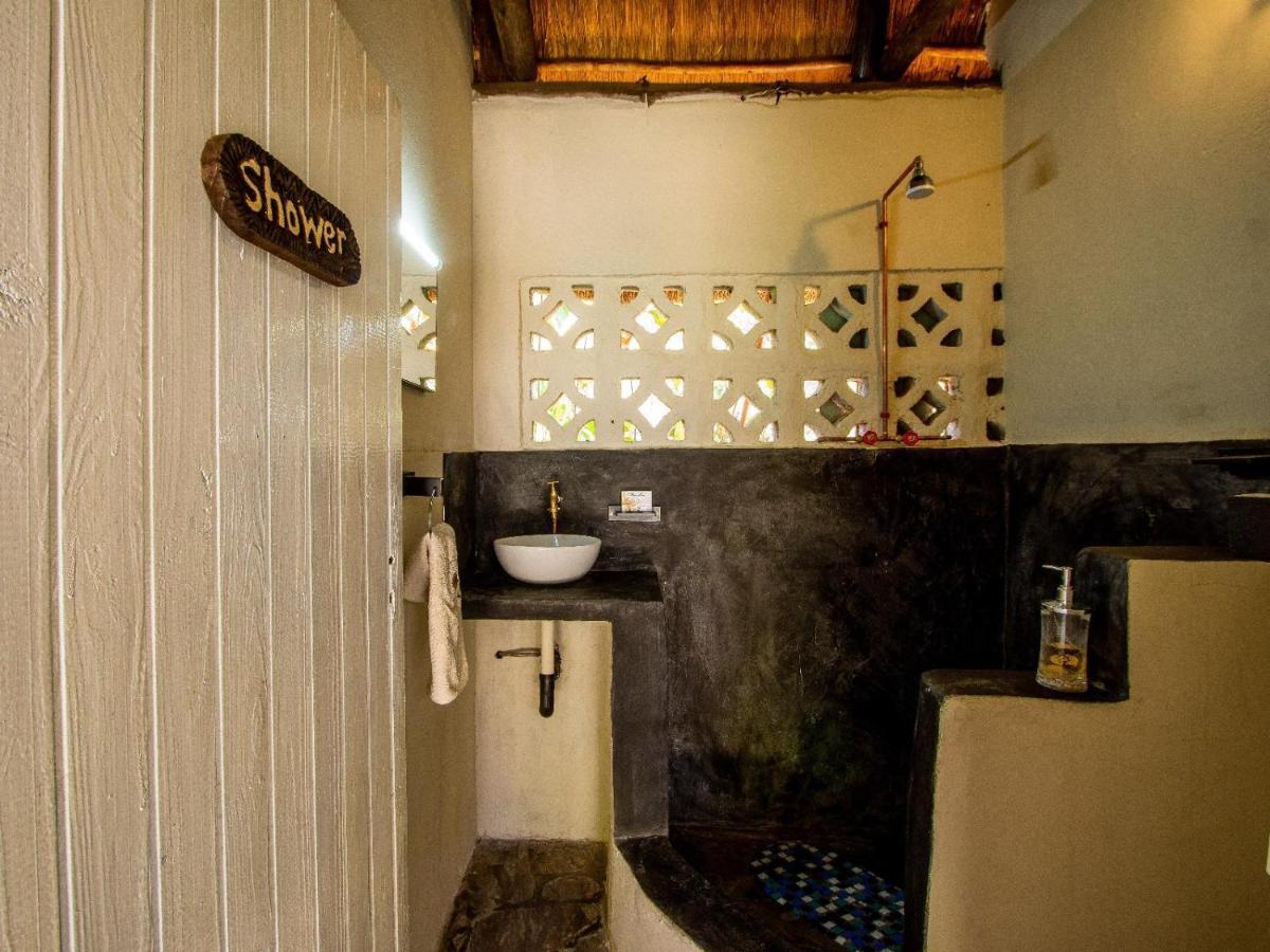 Victoria Falls Backpackers Lodge- Camp Sites Εξωτερικό φωτογραφία