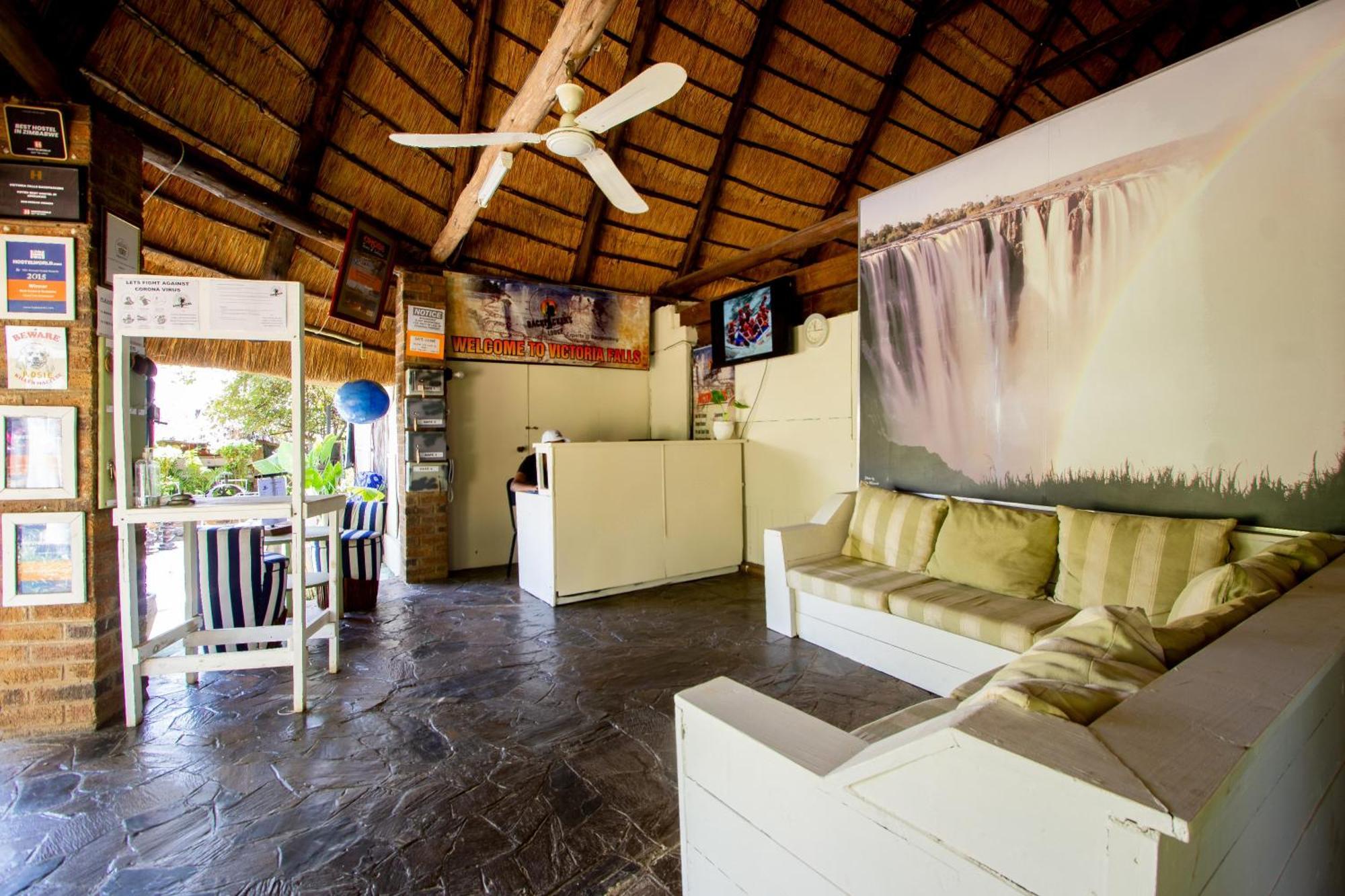 Victoria Falls Backpackers Lodge- Camp Sites Εξωτερικό φωτογραφία